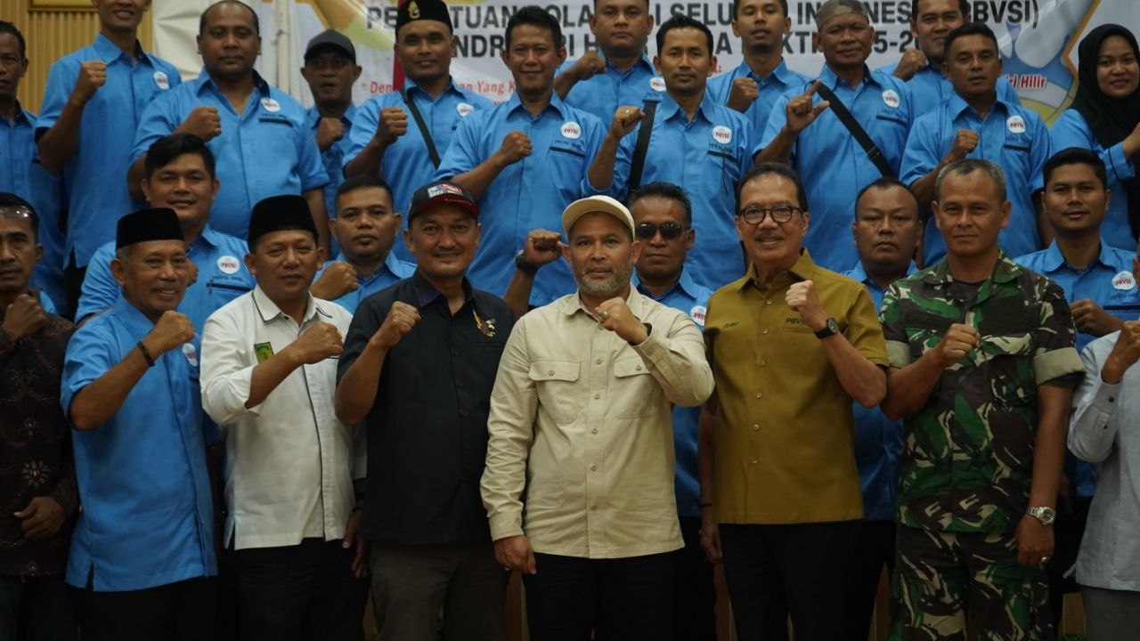 Ketua Komisi IV DPRD Inhil Hadiri Pelantikan dan Pengukuhan Pengurus PBVSI Inhil Masa Bakti 2025–2029