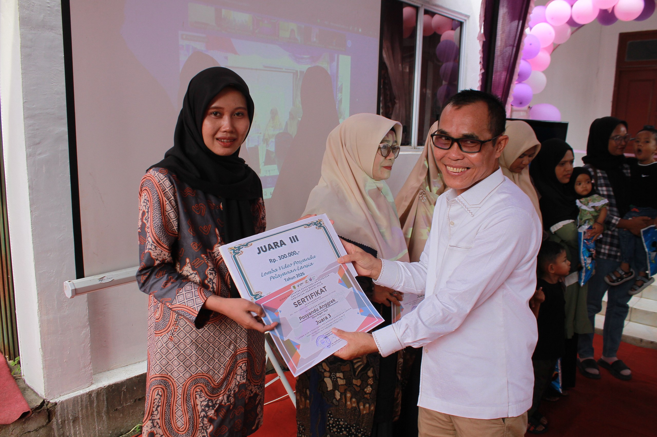 Wakil Ketua Komisi IV DPRD Inhil Hadiri Launching Program SIBESTI dan Aplikasi Posyandu “Satu Inhil”