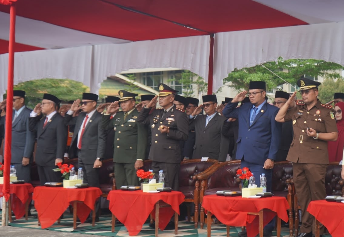 Ketua DPRD Inhil Iwan Taruna, ST., M.Si., Hadiri Upacara Peringatan Hari Sumpah Pemuda ke-98 Tahun 2026
